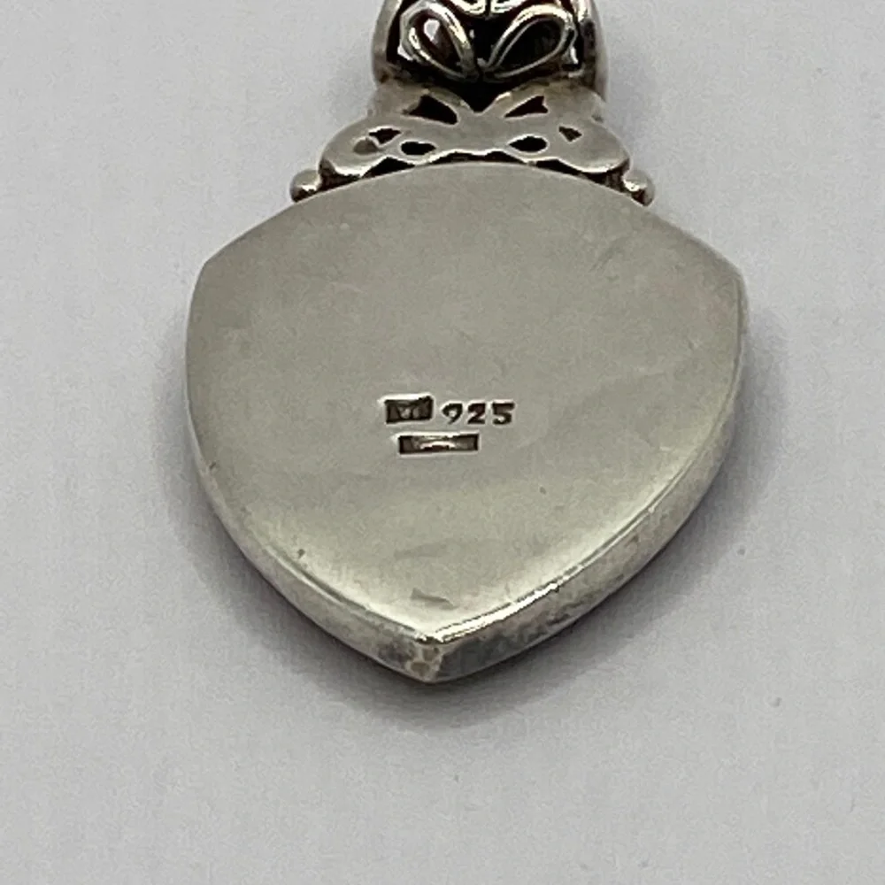 925 Sterling Silver Bali Necklace Leaf Medallion